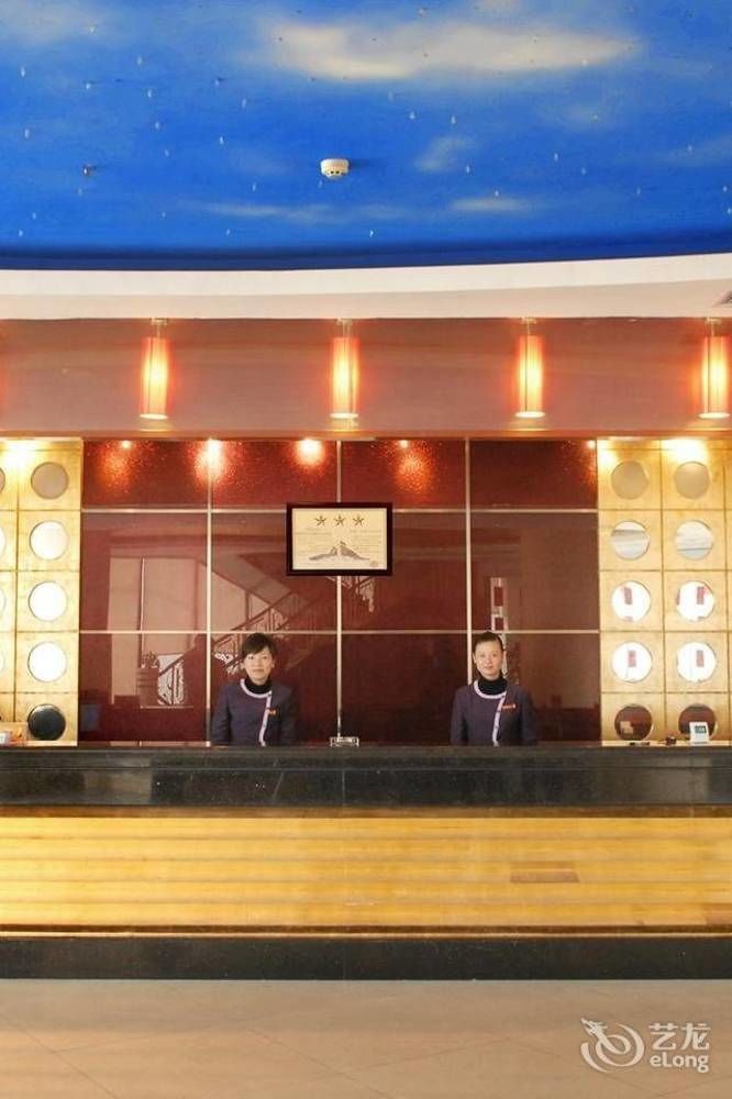 Jiujiang Futai 118 Hotel Rainbow المظهر الخارجي الصورة